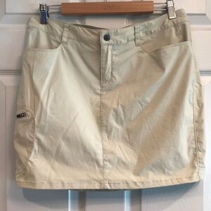 Patagonia brand size 10 khaki skirt